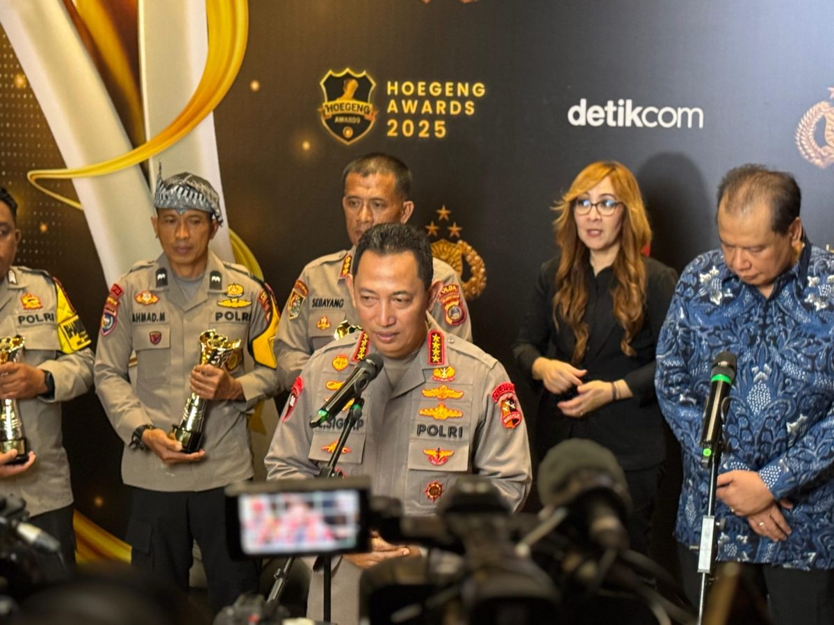 Kapolri Tegaskan Komitmen Reformasi dan Pelayanan Terbaik dalam Hoegeng Awards 2025