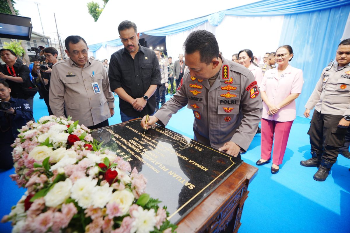 Kapolri Jenderal Listyo Sigit Prabowo meresmikan 28 Satuan Pelayanan Pemenuhan Gizi (SPPG) di sejumlah wilayah Indonesia.