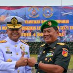 Kapoksahli Pangdam XIII/Merdeka Brigjen TNI Wakhyono menghadiri Upacara Pelantikan dan Pengambilan Sumpah Siswa Pendidikan Pertama Tamtama (Dikmata) TNI AL Angkatan XLV/1 Tahun Anggaran 2025 Satdik 4 Kodiklatal.