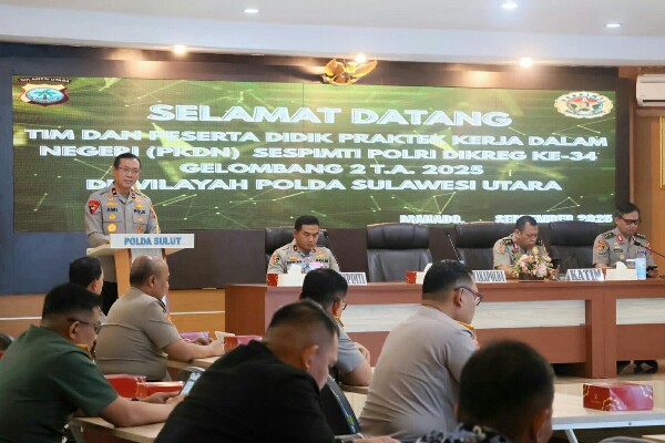 Peserta Didik Sespimti Dikreg ke-34 Gelombang II T.A. 2025 Sambangi Polda Sulut