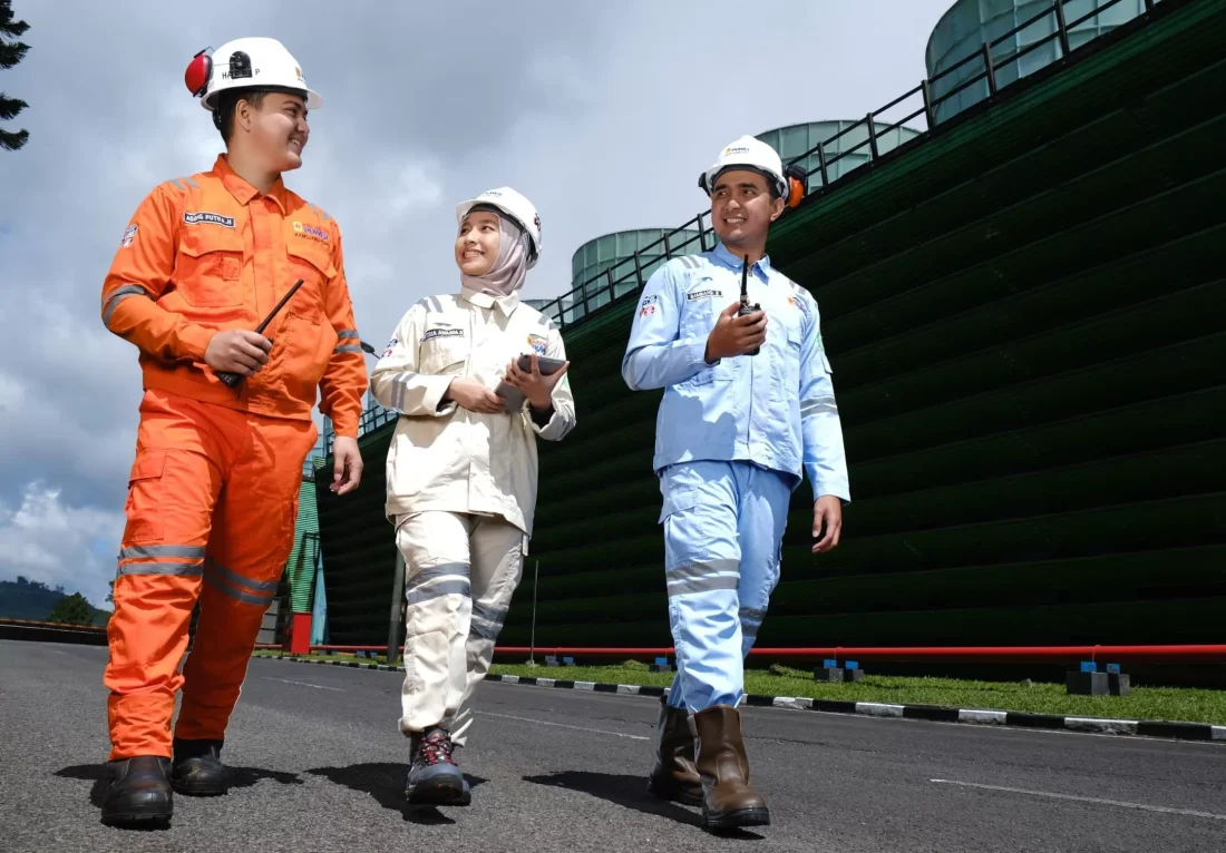 PT PLN (Persero) kembali membuka kesempatan berkarier melalui Rekrutmen Umum PLN Group 2025. Pendaftaran dimulai pada 1 Oktober 2025 dan dilakukan secara daring melalui situs resmi rekrutmen.pln.co.id.