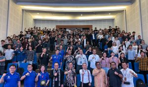 Direktur Manajemen Pembangkitan PLN, Rizal Calvary Marimbo, dalam kuliah umum bertajuk “Menggali Potensi Diri Menuju Kesuksesan Kelistrikan Sulawesi Utara” di Auditorium Fakultas Teknik Universitas Sam Ratulangi (Unsrat), Manado.