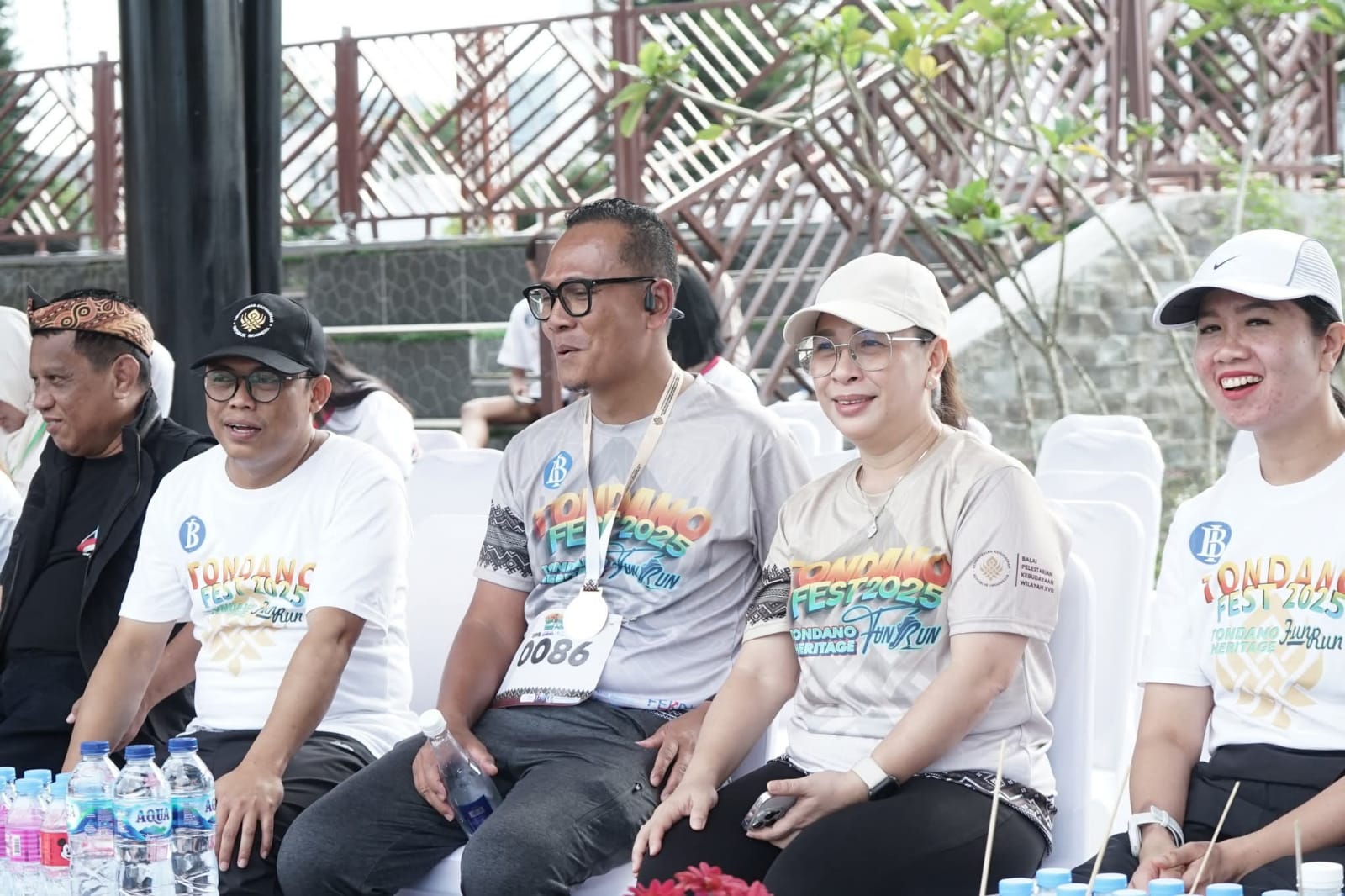 Wakil Bupati Minahasa, Vanda Sarundajang, S.S, menghadiri kegiatan Tondano Fest 2025 yang diselenggarakan oleh Balai Pelestarian Kebudayaan Wilayah XVII di Lapangan Dr. Sam Ratulangi Tondano, Sabtu (11/10/25).