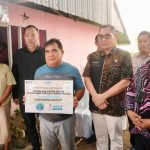 Pemkot Manado dan PLN UID Suluttenggo Salurkan Listrik Gratis ke 61 Rumah di Tumumpa