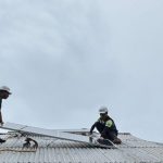 PLN UP3 Tahuna Dukung Revitalisasi dan Digitalisasi Sekolah Lewat Supersun di Desa Beeng