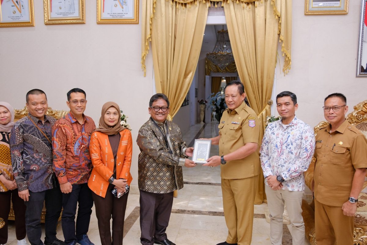 LN (Persero) Unit Induk Distribusi Sulawesi Utara, Tengah, dan Gorontalo (UID Suluttenggo) terus mempercepat pemerataan listrik di Provinsi Gorontalo