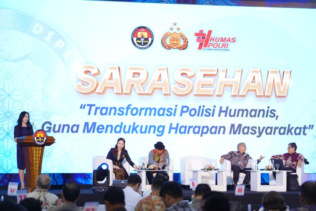 Humas Polri memperingati Hari Jadi ke-74 dengan menggelar Sarasehan dan Dialog Kebangsaan bertajuk “Transformasi Polisi Humanis Guna Mendukung Harapan Masyarakat” di Auditorium STIK Lemdiklat Polri, Jakarta, Kamis (30/10/2025).