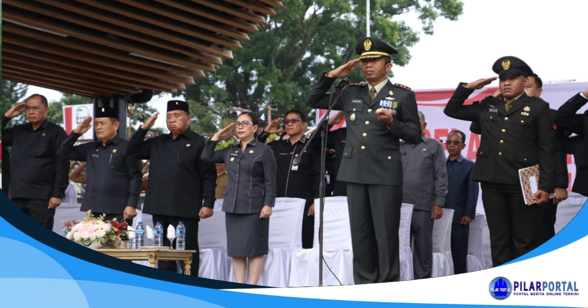Robby Dondokambey Bupati Minahasa Robby Dondokambey dan Wakil Bupati Vanda Sarundajang, bersama FORKOPIMDA, mengikuti upacara memperingati Hari Pahlawan 10 November 2025 di Lapangan DR. Sam Ratulangi, Senin (10/11/2025).
