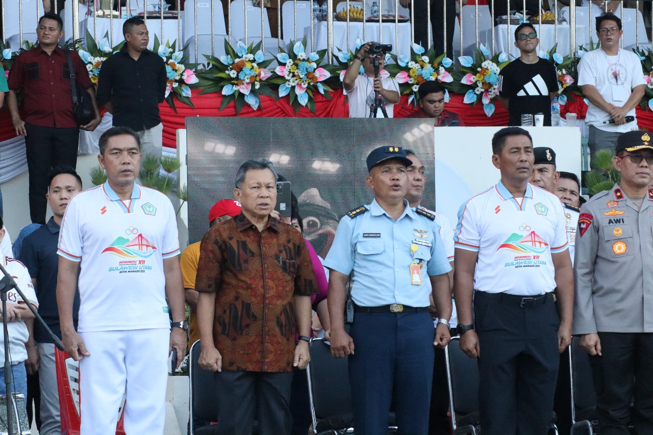 Penutupan Pekan Olahraga Provinsi (Porprov) XII Sulawesi Utara digelar di Stadion Klabat, Manado, Senin 24 November 2025. dihadiri Danrem 131/Santiago Brigjen TNI Martin Susilo Martopo Turnip, S.H., M.H.