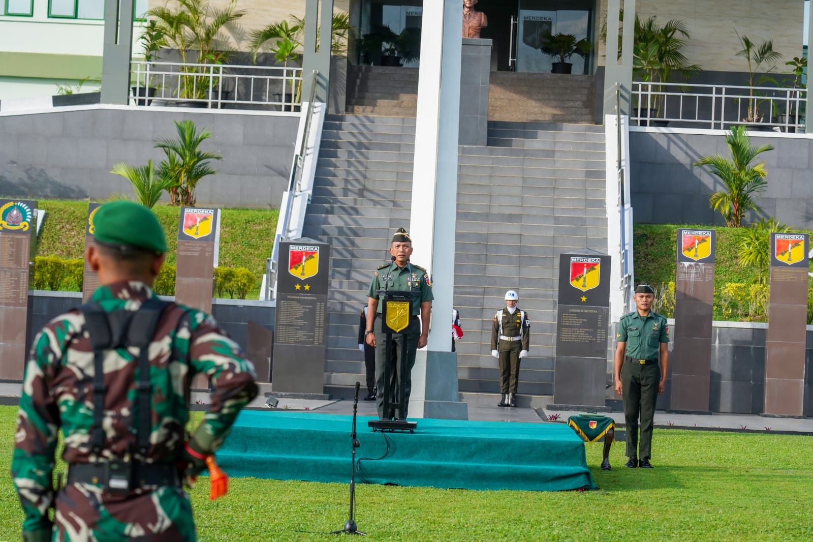 Kepala Kelompok Staf Ahli (Kapoksahli) Pangdam XIII/Merdeka Brigjen TNI Saptono Syiwarudi