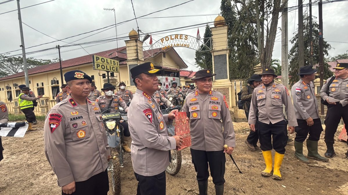 Komjen Pol Dedi Prasetyo