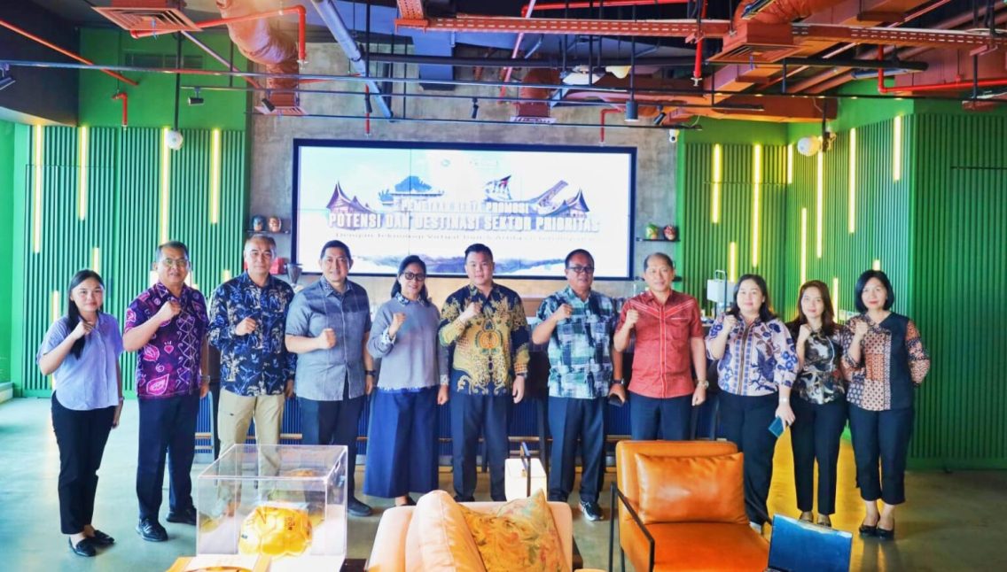 Sekretaris Daerah Kabupaten Minahasa, Dr. Lynda D. Watania,