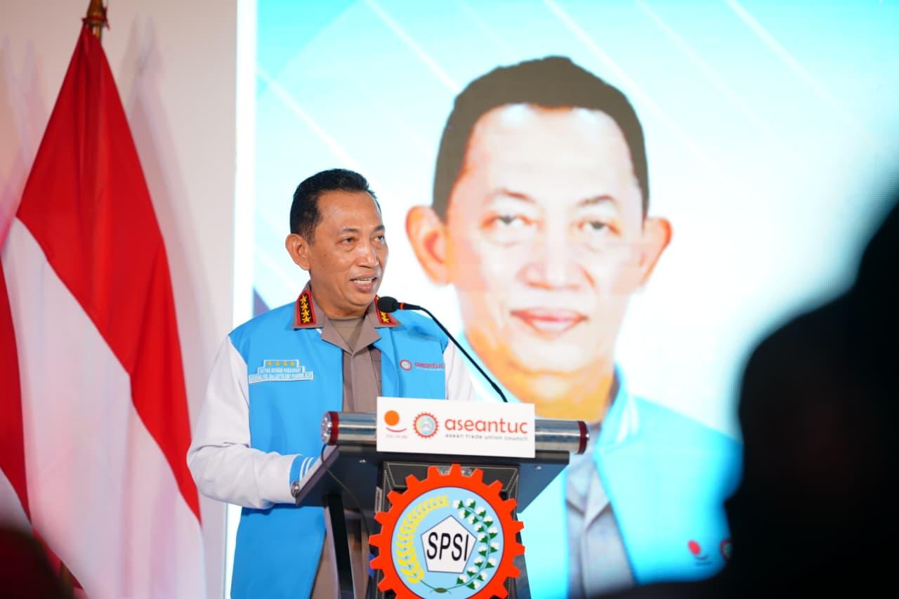 Kapolri Jenderal Polisi Listyo Sigit Prabowo menghadiri tasyakuran Hari Ulang Tahun (HUT) ke-53 Konfederasi Serikat Pekerja Seluruh Indonesia (KSPSI) yang dirangkaikan dengan peringatan Hari Pekerja Indonesia (HARPEKINDO) 2026.
