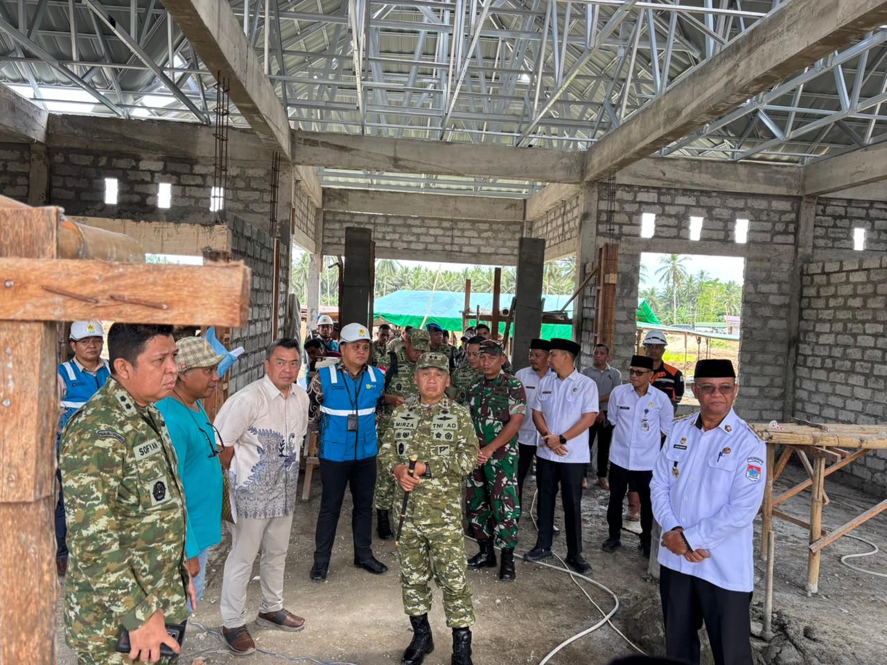 Panglima Kodam XIII/Merdeka, Mayjen TNI Mirza Agus