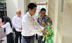 GM PT PLN (Persero) melalui Unit Induk Distribusi Sulawesi Utara, Tengah, dan Gorontalo (UID Suluttenggo) Usman Bangun meresmikan Masjid An-Nur yang berada di lingkungan kantor PLN Unit Pelaksana Pelayanan Pelanggan (UP3) Gorontalo.