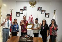 Pemerintah Kabupaten Minahasa Selatan dibawah Kepemimpinan Bupati Minahasa Selatan, Franky Donny Wongkar, S.H., bersama Wakil Bupati, Brigjen TNI (Purn.) Theodorus Kawatu, S.I.P., Kembali mengukir Prestasi meraih 6 piagam penghargaan dalam pelaksanaan Program Pembangunan Keluarga, Kependudukan, dan Keluarga Berencana (Bangga Kencana).