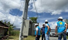 Dari Gelap ke Terang! PLN Bangun Infrastruktur Listrik di Kalemago, Ekonomi Warga Terangkat