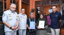 Proses penyaluran santunan bagi korban kecelakaan kereta api di Bekasi terus dipercepat. Seluruh ahli waris korban meninggal dunia kini telah menerima santunan, sementara korban luka-luka dijamin biaya perawatannya.