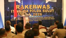 Wakapolda Sulawesi Utara, Awi Setiyono, secara resmi membuka kegiatan Rapat Kerja Pengawasan (Rakerwas) Itwasda Tahun Anggaran 2026 yang digelar di Amaris Hotel Manado, Selasa (28/4/2026).