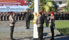 Wakapolda Sulawesi Utara Awi Setiyono bertindak sebagai inspektur upacara dalam peringatan Hari Kebangkitan Nasional (Harkitnas) ke-118 tahun 2026 di Lapangan Presisi Polda Sulut, Rabu (20/5/2026).