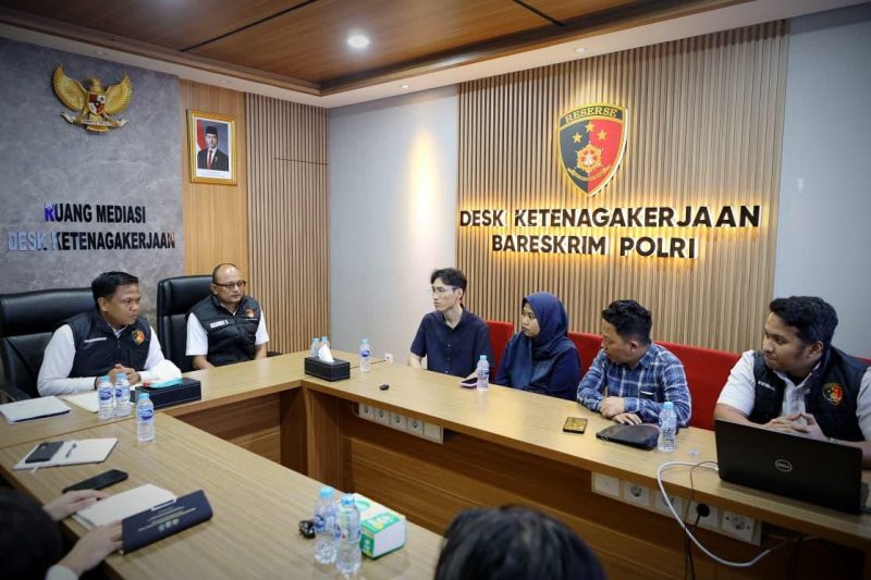 Desk Ketenagakerjaan merupakan langkah konkret dalam memastikan perlindungan pekerja berjalan efektif dan berkeadilan dan sedang dibahas