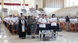 Pemerintah Kabupaten Minahasa kembali menunjukkan komitmennya dalam membangun kehidupan rohani aparatur negara dengan menggelar Ibadah Oikumene, Rabu (6/5/2026), bertempat di Gedung Wale Ne Tou Minahasa, Tondano.