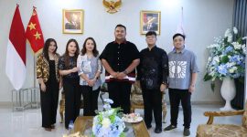 Standius Bara Prima menerima Panitia Pemilihan Remaja Kreatif GPdI Sulawesi Utara Tahun 2026,  di Rudis Gubernur Sulut, Kamis (14/05).(Foto Istimewa)