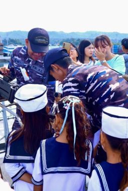 TK Hang Tuah Belajar Dunia Bahari di KRI Teluk Calang-524