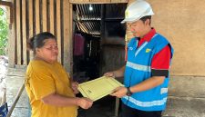 PLN Unit Layanan Pelanggan (ULP) Melonguane menghadirkan listrik gratis bagi masyarakat prasejahtera di Desa Pulutan, Kecamatan Melonguane, Kabupaten Kepulauan Talaud, Senin (4/5/2026).