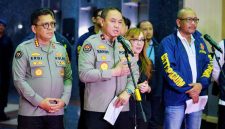 Polri kembali menunjukkan komitmennya dalam memberantas praktik perjudian online dan kejahatan siber lintas negara. Ket Foto:Karopenmas Divhumas Polri Brigjen Pol. Trunoyudo Wisnu Andiko 