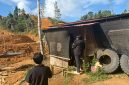 Kantor Imigrasi Kelas II TPI Tahuna bergerak cepat menindaklanjuti pemberitaan terkait dugaan adanya aktivitas warga negara Tiongkok di wilayah pertambangan rakyat Desa Bowone, Kabupaten Kepulauan Sangihe.