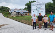 PLN Bangun Jalan Paving di Minahasa, Warga Tempang Dua Kini Nikmati Akses Lebih Layak