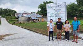 PT PLN (Persero) Unit Induk Distribusi (UID) Sulawesi Utara, Sulawesi Tengah, dan Gorontalo (Suluttenggo) melalui PLN UP3 Manado merealisasikan program Tanggung Jawab Sosial dan Lingkungan (TJSL) dengan membangun infrastruktur jalan paving di Desa Tempang Dua, Kecamatan Langowan Utara, Kabupaten Minahasa.