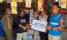 YBM PLN Gorontalo Salurkan Modal Usaha untuk UMKM, Dorong Warung Sembako Naik Kelas