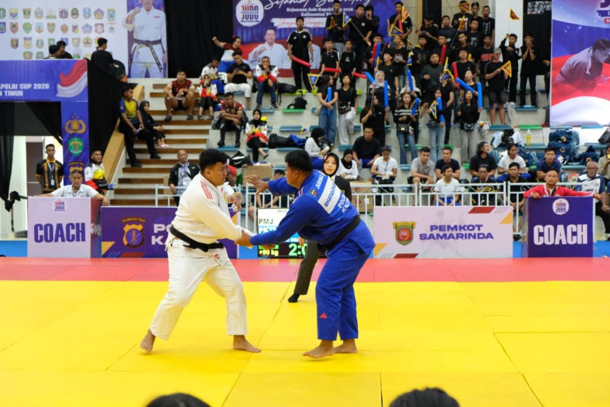 Kejuaraan Judo Kapolri Cup 2026 resmi dimulai di GOR Segiri Samarinda, Kalimantan Timur, Minggu (17/5/2026).