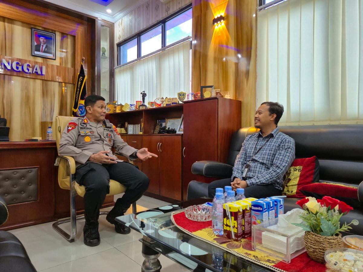 PT PLN (Persero) Unit Pelaksana Pelayanan Pelanggan (UP3) Luwuk melaksanakan kunjungan koordinasi strategis ke Markas Kepolisian Resor (Mapolres) Banggai.