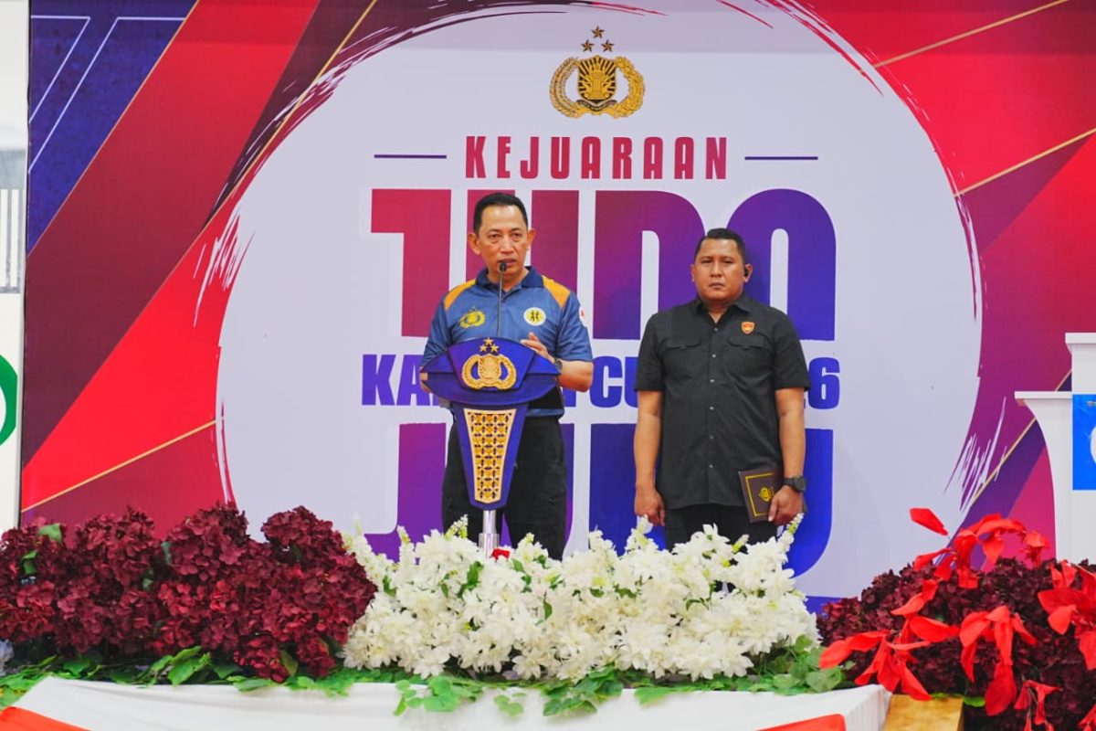 Kapolri Jenderal Listyo Sigit Prabowo resmi membuka kejuaraan “Judo Kapolri Cup 2026” yang digelar di GOR Segiri, Kota Samarinda, Kalimantan Timur, Senin (18/5/2026).
