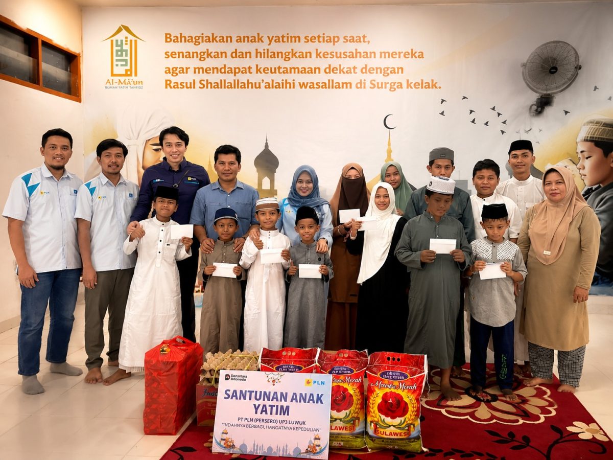 PT PLN (Persero) melalui Unit Pelaksana Pelayanan Pelanggan (UP3) Luwuk kembali menunjukkan kepeduliannya kepada masyarakat dengan menggelar kegiatan santunan bagi anak yatim di Rumah Yatim Tahfidz Al-MA'UN, Selasa (12/5/2026).