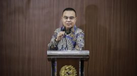 Wakil Ketua DPR Sufmi Dasco Ahmad menyampaikan keterangan pers di Kompleks Parlemen, Senayan, Jakarta, Selasa (31/3/2026). ANTARA FOTO/Dhemas Reviyanto/tom.