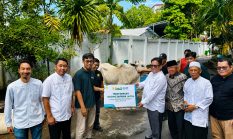 PLN UID Suluttenggo Tebar Ribuan Paket Daging Kurban untuk Masyarakat di Momen Iduladha 1447 H