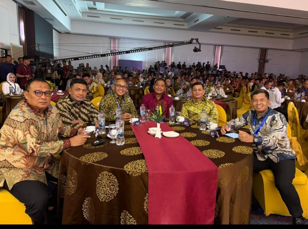 Pangdam XIII/Merdeka Mayjen TNI Mirza Agus, S.I.P., menghadiri acara Apresiasi Pemerintah Daerah Berprestasi Tahun 2026 yang digelar di Kota Kendari, Sulawesi Tenggara, Jumat (29/5/2026) malam.