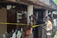 Kebakaran hebat menghanguskan satu unit rumah permanen di Kelurahan Dendengan Dalam, Kecamatan Paal Dua, Kota Manado, Selasa (30/4/2026) pagi.
