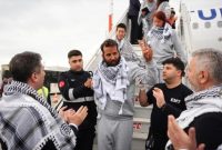 Menteri Luar Negeri (Menlu) RI Sugiono memastikan pemerintah terus mengawal proses pemulangan sembilan Warga Negara Indonesia (WNI) relawan kemanusiaan Gaza yang telah dibebaskan dari penjara Israel.