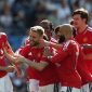 Manchester United menutup kompetisi Premier League musim 2025/2026 dengan kemenangan meyakinkan usai menundukkan Brighton & Hove Albion 3-0 di AMEX Stadium, Minggu (25/5/2026).