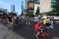 Wamenkes Dante Saksono Harbuwono mengajak para orang tua untuk rutin berolahraga dan melakukan aktivitas fisik bersama anak-anak guna meningkatkan kualitas kesehatan keluarga.
