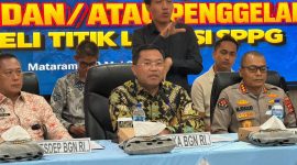Wakil Kepala BGN, Sony Sonjaya (Tengah)