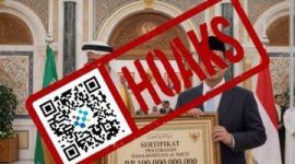 Viral di media sosial Facebook sebuah unggahan foto yang diklaim memperlihatkan Raja Arab Saudi Salman bin Abdulaziz menyerahkan bantuan sebesar Rp100 miliar kepada Menteri Keuangan Purbaya Yudhi Sadewa.