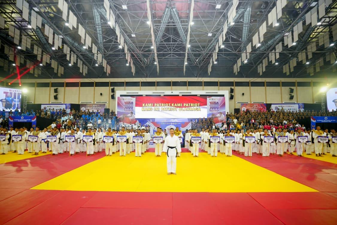 Kapolri Jenderal Listyo Sigit Prabowo resmi membuka Kejuaraan Judo Kapolri Cup 2026 yang digelar di GOR Segiri, Kota Samarinda, Kalimantan Timur.