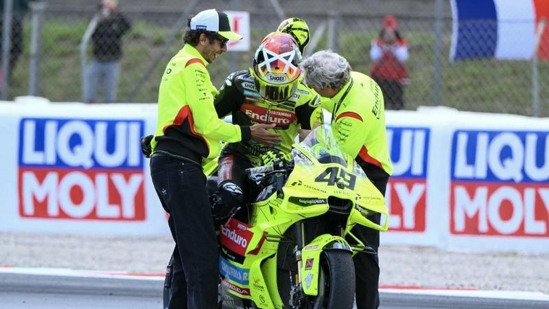 Pembalap Pertamina Enduro VR46 Racing Team, Fabio Di Giannantonio, tampil impresif dan berhasil menjuarai MotoGP Catalunya 2026 yang digelar di Sirkuit Barcelona-Catalunya, Montmelo, Spanyol, Minggu (17/5/2026).