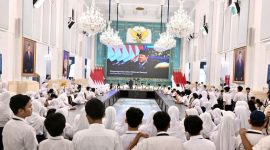 Program “Istana untuk Anak Sekolah” kembali menghadirkan pengalaman edukatif bagi ratusan pelajar dan mahasiswa di kompleks Istana Kepresidenan Jakarta, Selasa (19/5/2026).